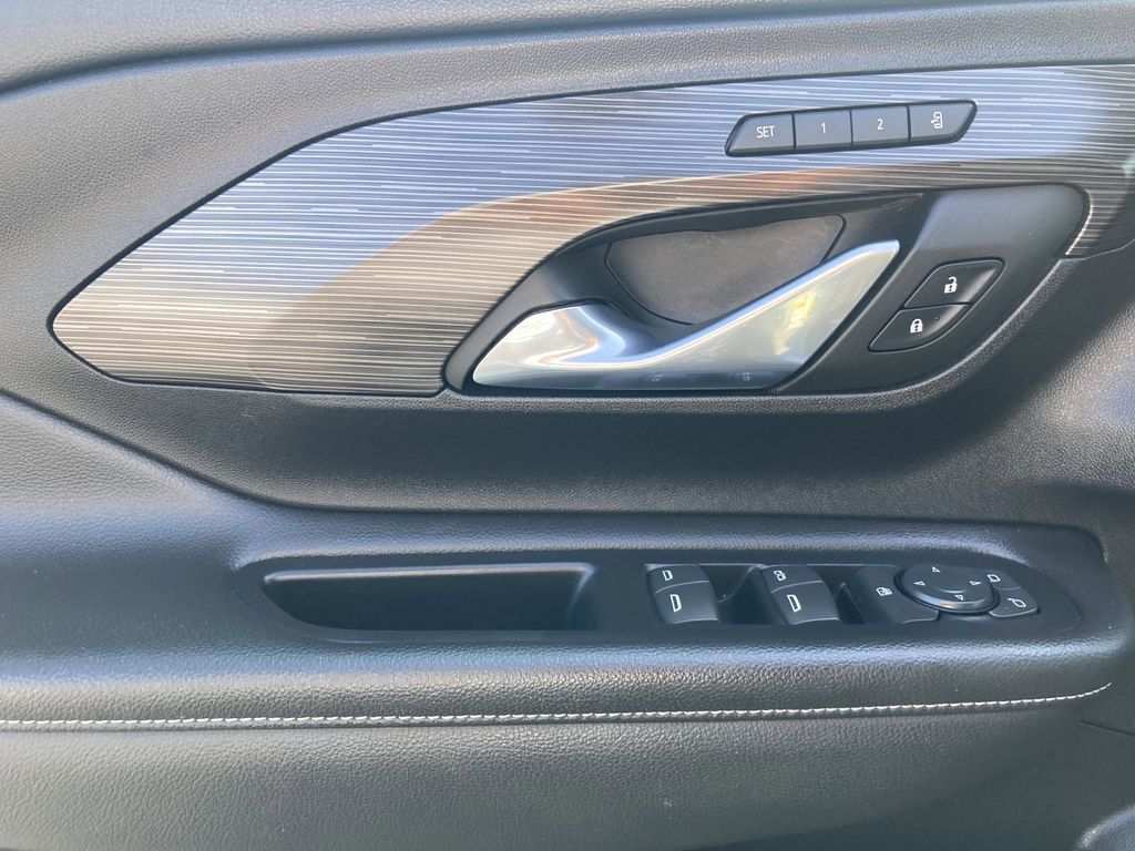 2023 Gmc Terrain SLT photo 24