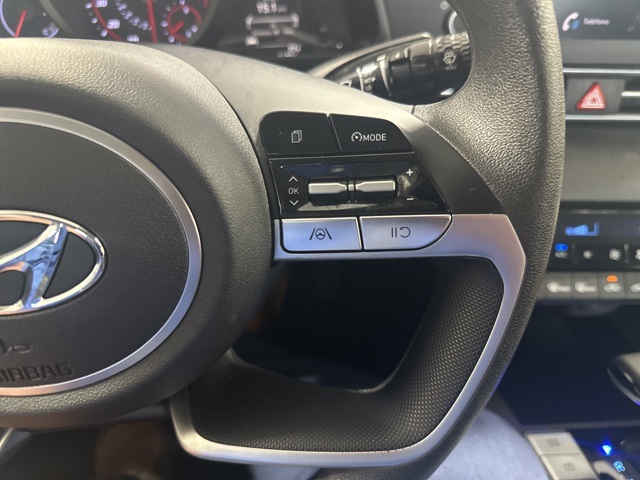 2023 Hyundai Elantra SEL photo 21