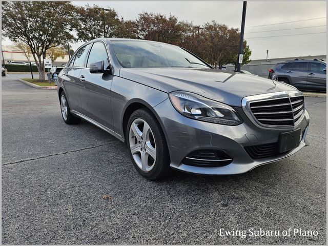 2016 Mercedes-Benz E-Class's photo