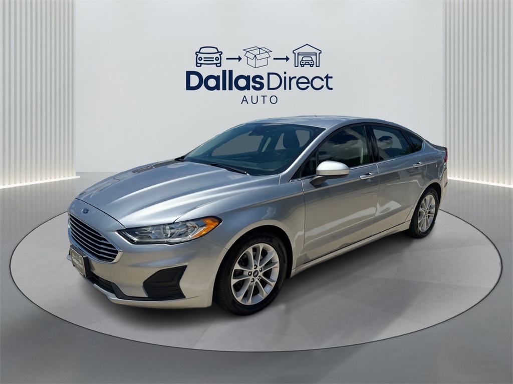 2020 Ford Fusion SE photo 2