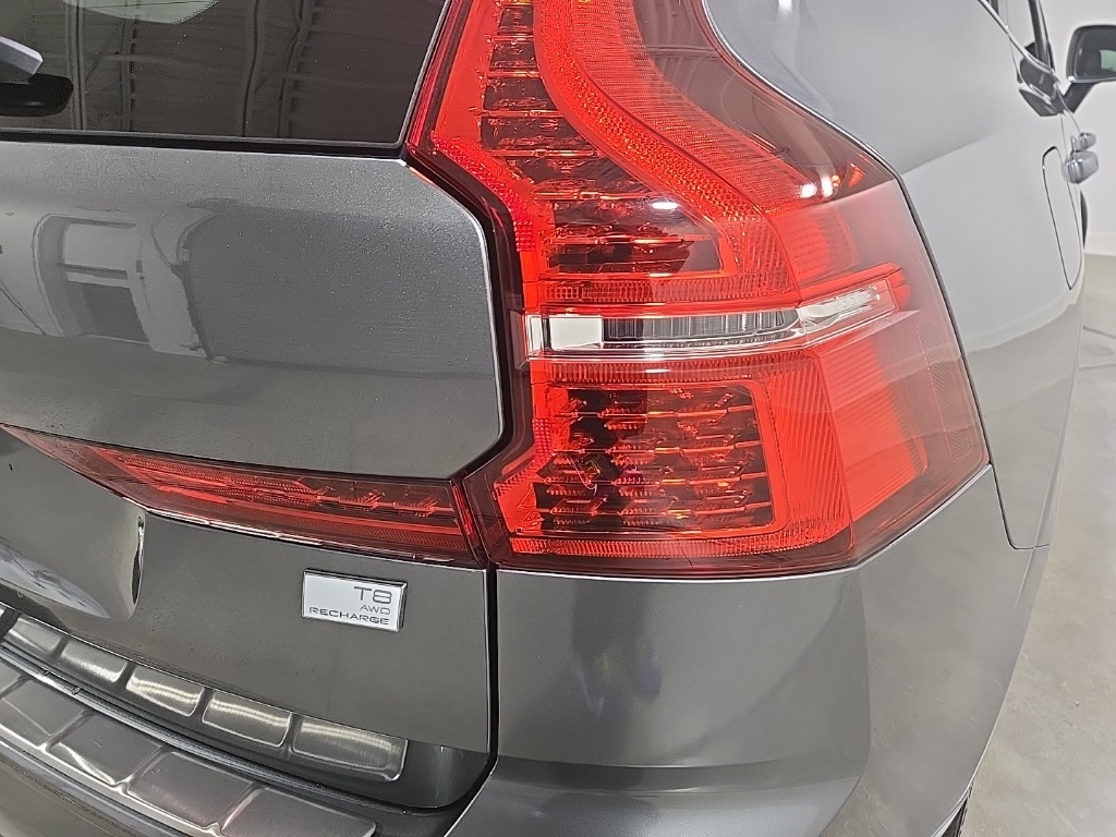 2021 Volvo XC60 Recharge Hybrid T8 Inscription photo 20