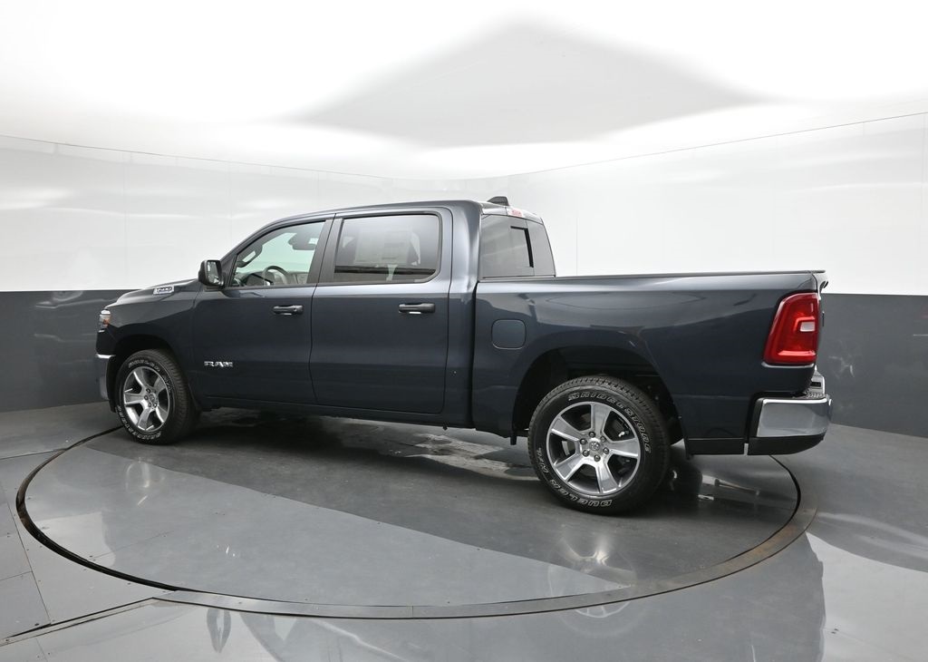 2025 Ram 1500 Tradesman photo 4