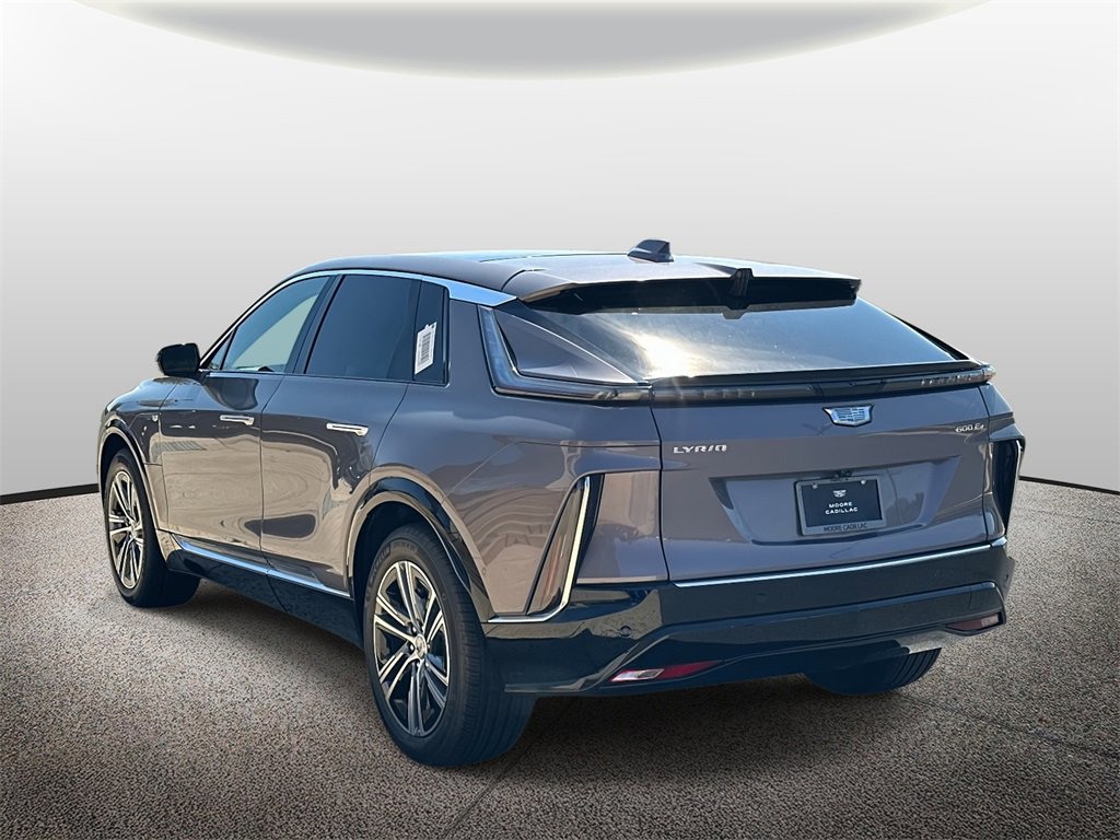2026 Cadillac Lyriq Luxury photo 4