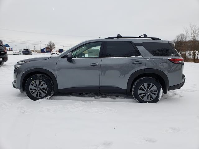 2025 Nissan Pathfinder SV photo 4