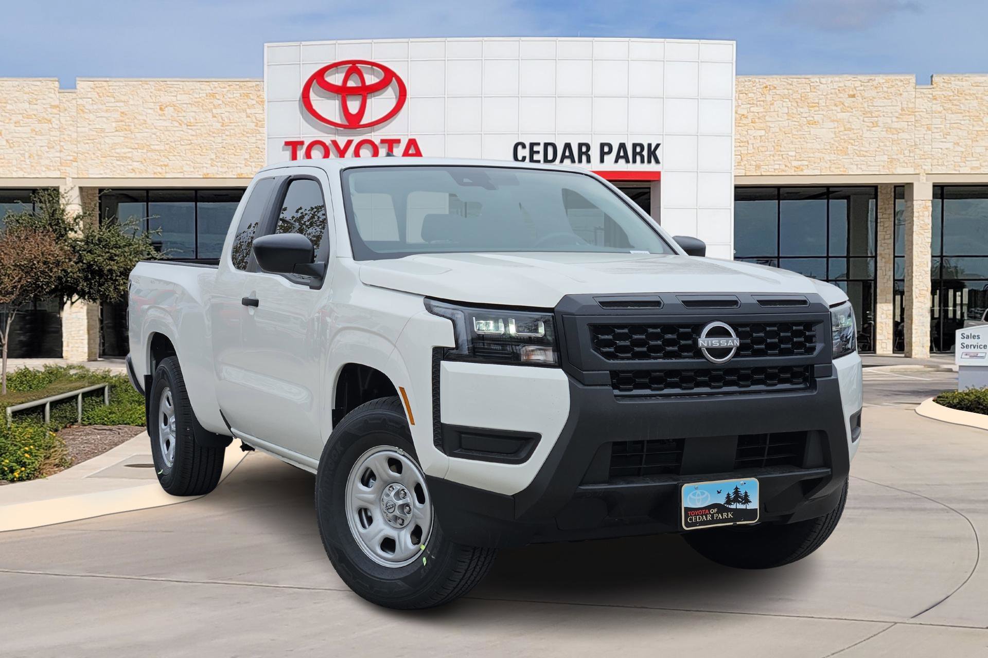 2026 Nissan Frontier S's photo
