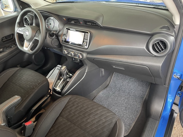2021 Nissan Kicks S photo 17