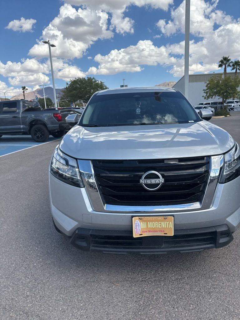 2022 Nissan Pathfinder S photo 15