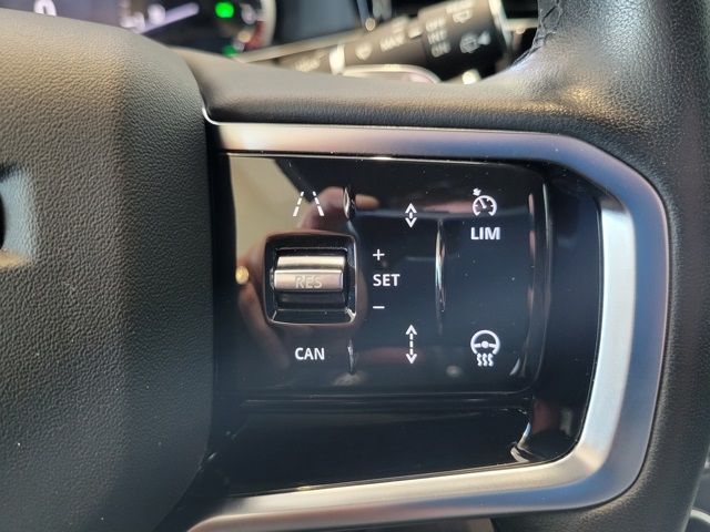 2023 Land Rover Range Rover Evoque R-Dynamic SE photo 27