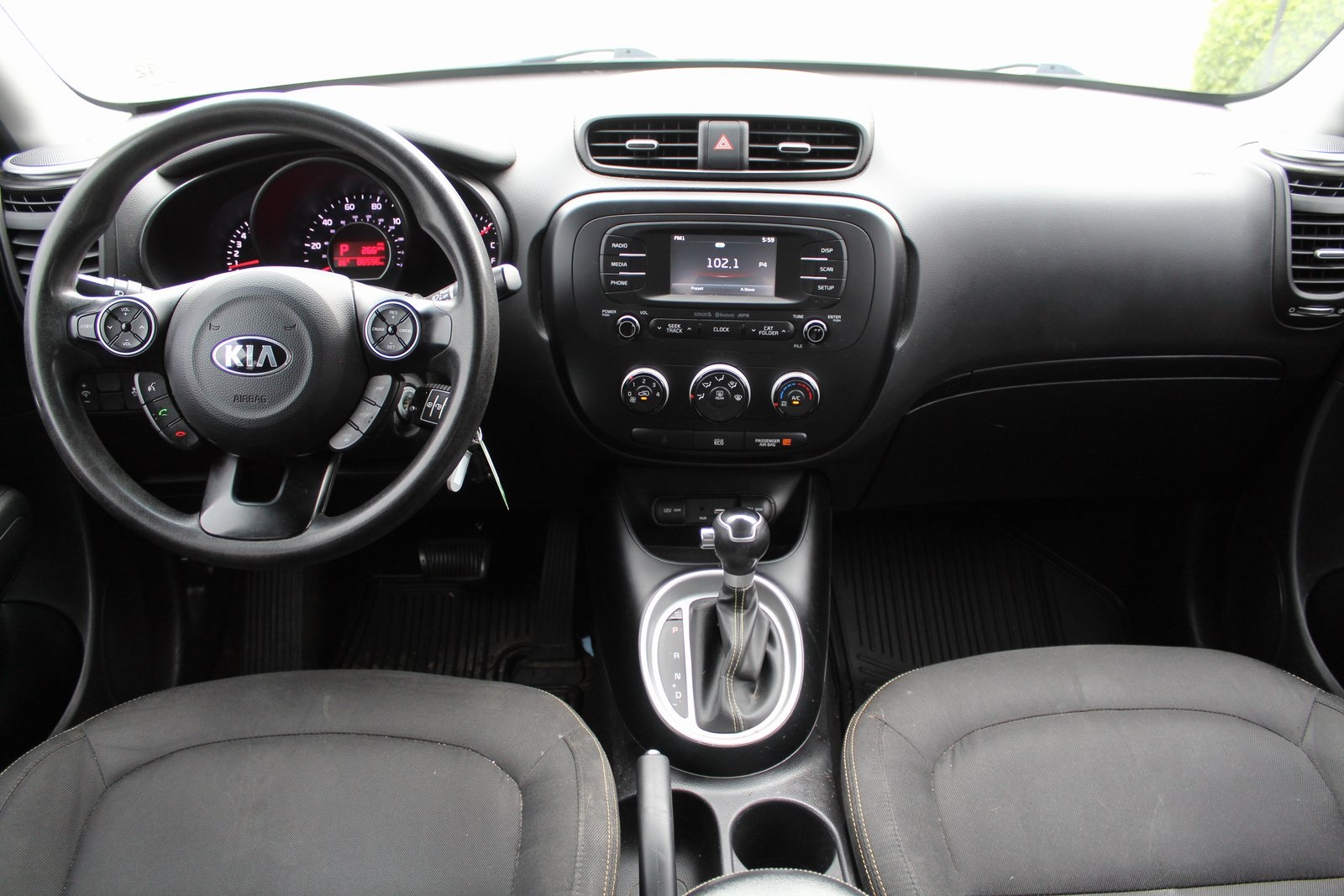 2016 Kia Soul Plus photo 3