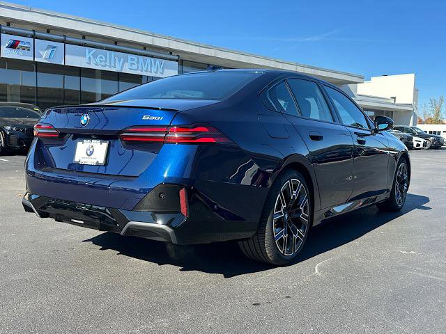 2026 Bmw 530i xDrive photo 3