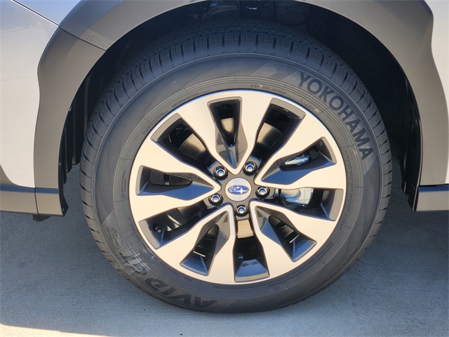 2025 Subaru Outback Touring XT photo 8