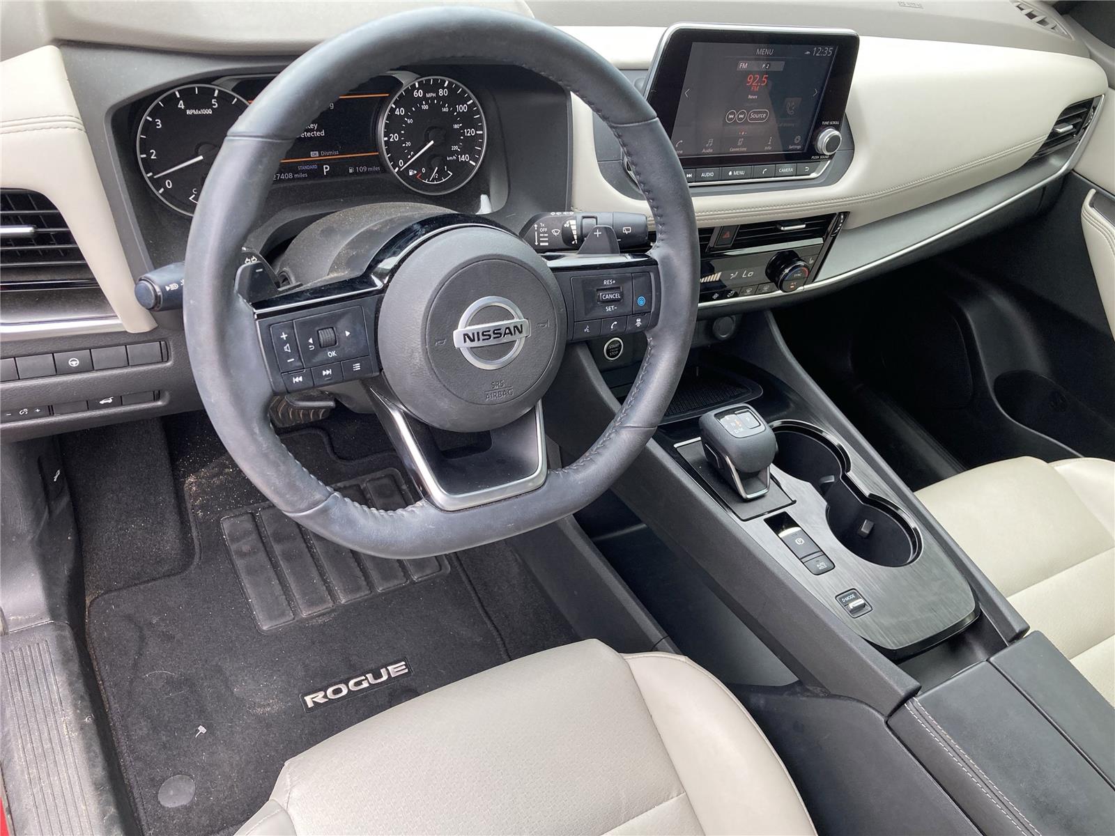 2021 Nissan Rogue SV photo 12