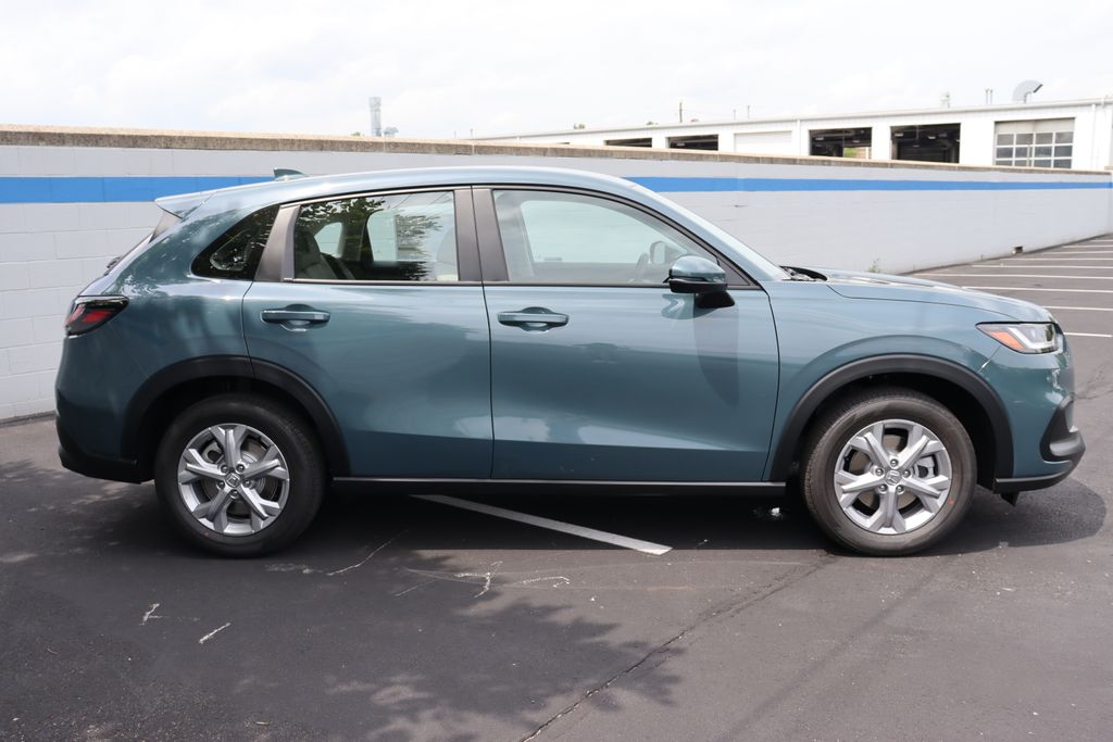 2025 Honda HR-V LX photo 6