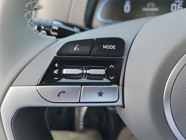 2025 Hyundai Elantra SEL Sport photo 8