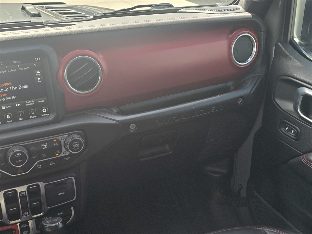 2023 Jeep Wrangler Rubicon photo 19