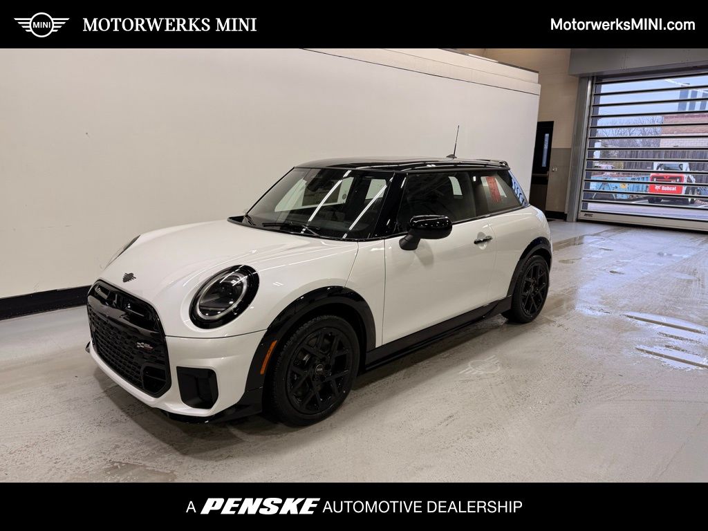 2026 MINI Hardtop 2 Door S's photo
