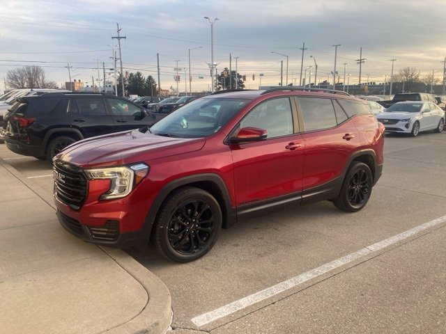2022 GMC Terrain SLE's photo