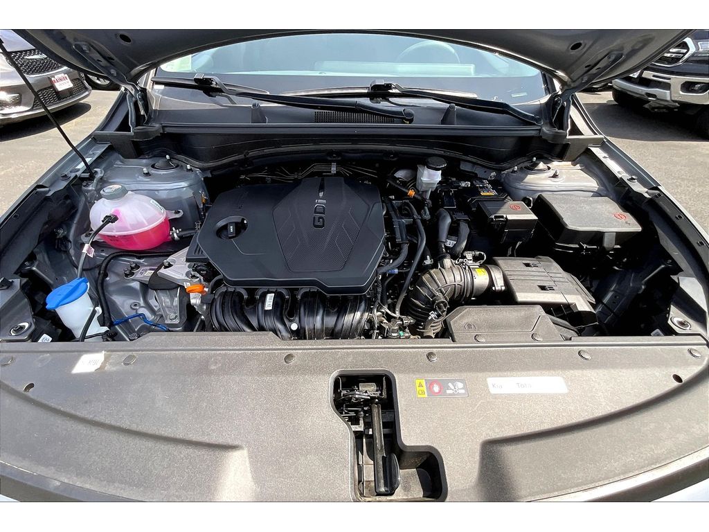 2024 Kia Sportage LX photo 10