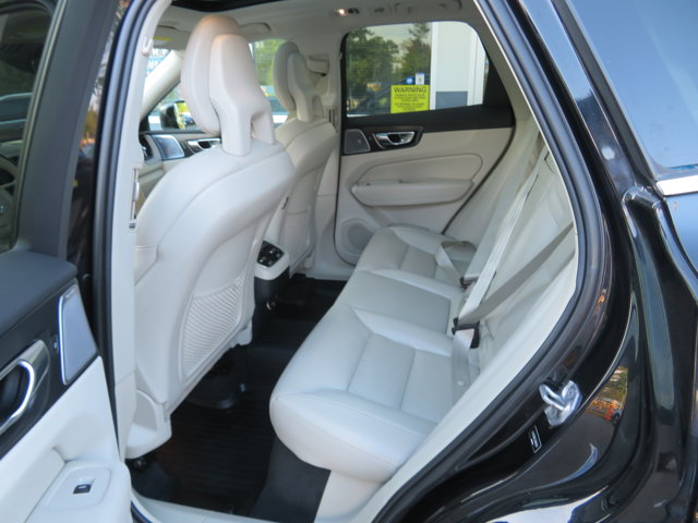 2018 Volvo XC60 Inscription photo 18