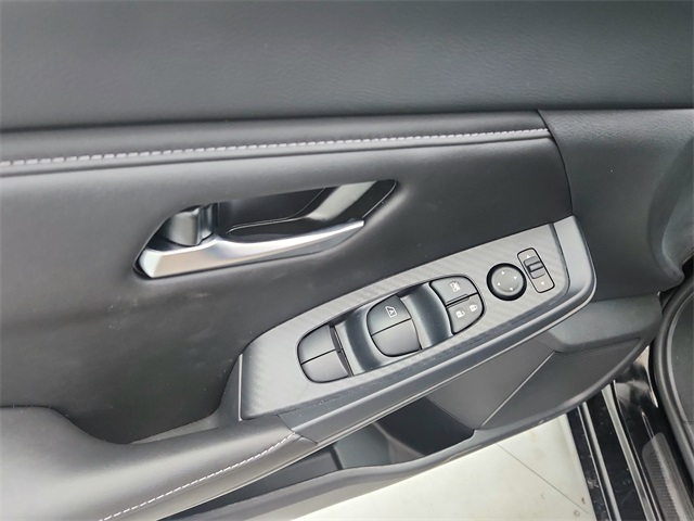 2025 Nissan Sentra SV photo 24