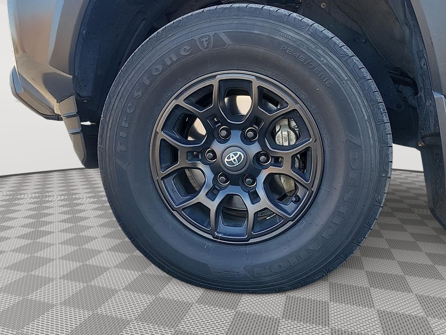 2023 Toyota Tacoma SR5 V6 photo 10