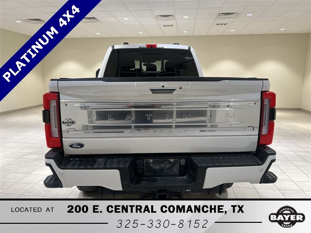 2023 Ford F-250 photo 3