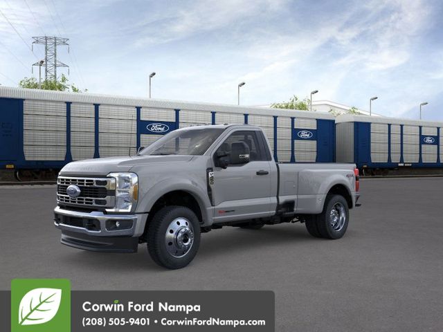2026 Ford F-450 photo 2