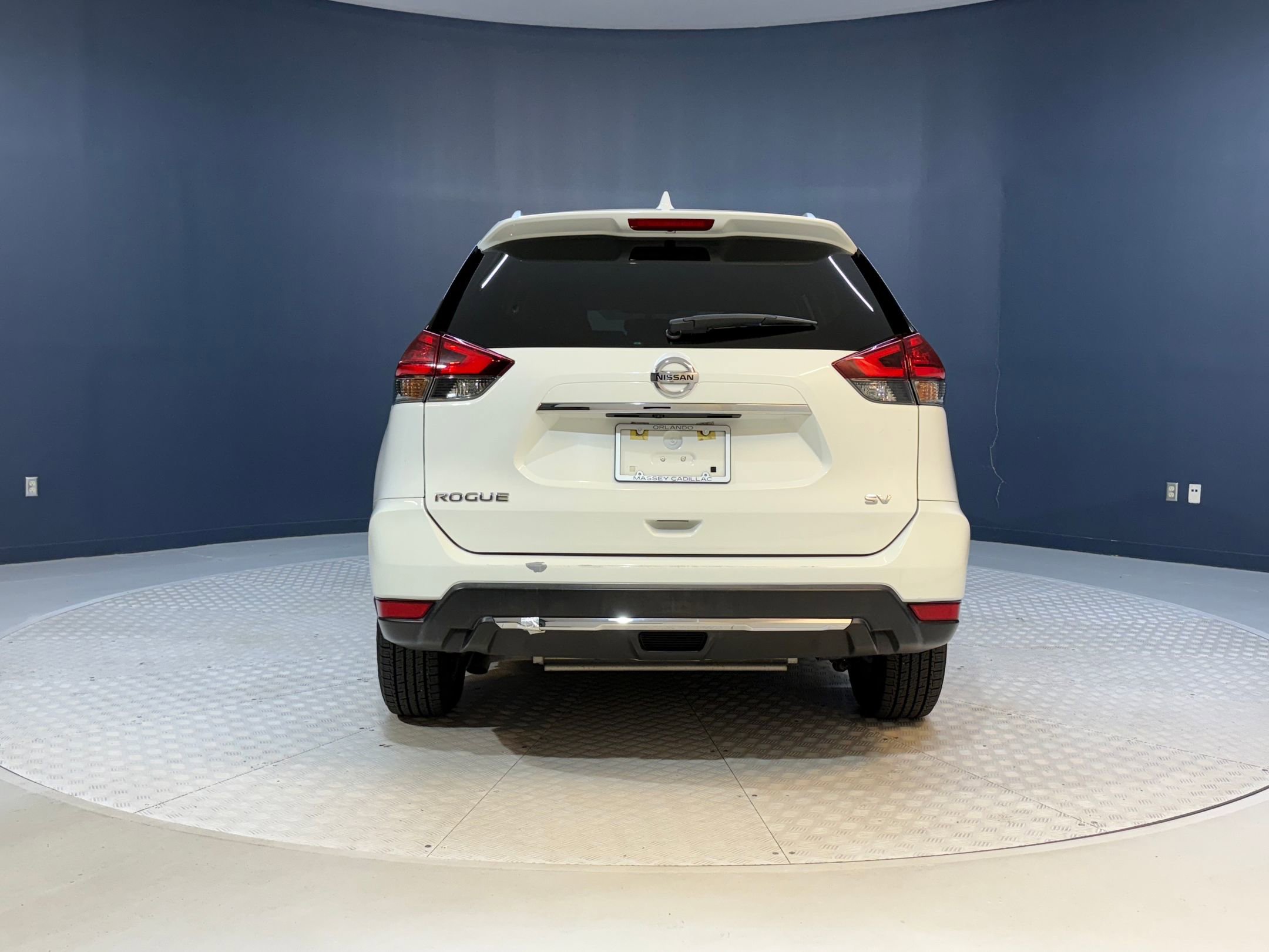 2017 Nissan Rogue SV photo 9