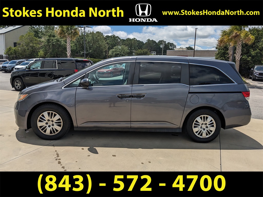 2016 Honda Odyssey LX photo 5