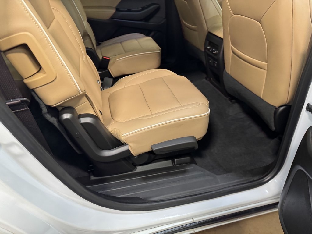 2023 Chevrolet Traverse Premier photo 56