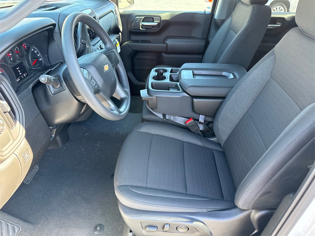 2026 Chevrolet Silverado 1500 Custom photo 15