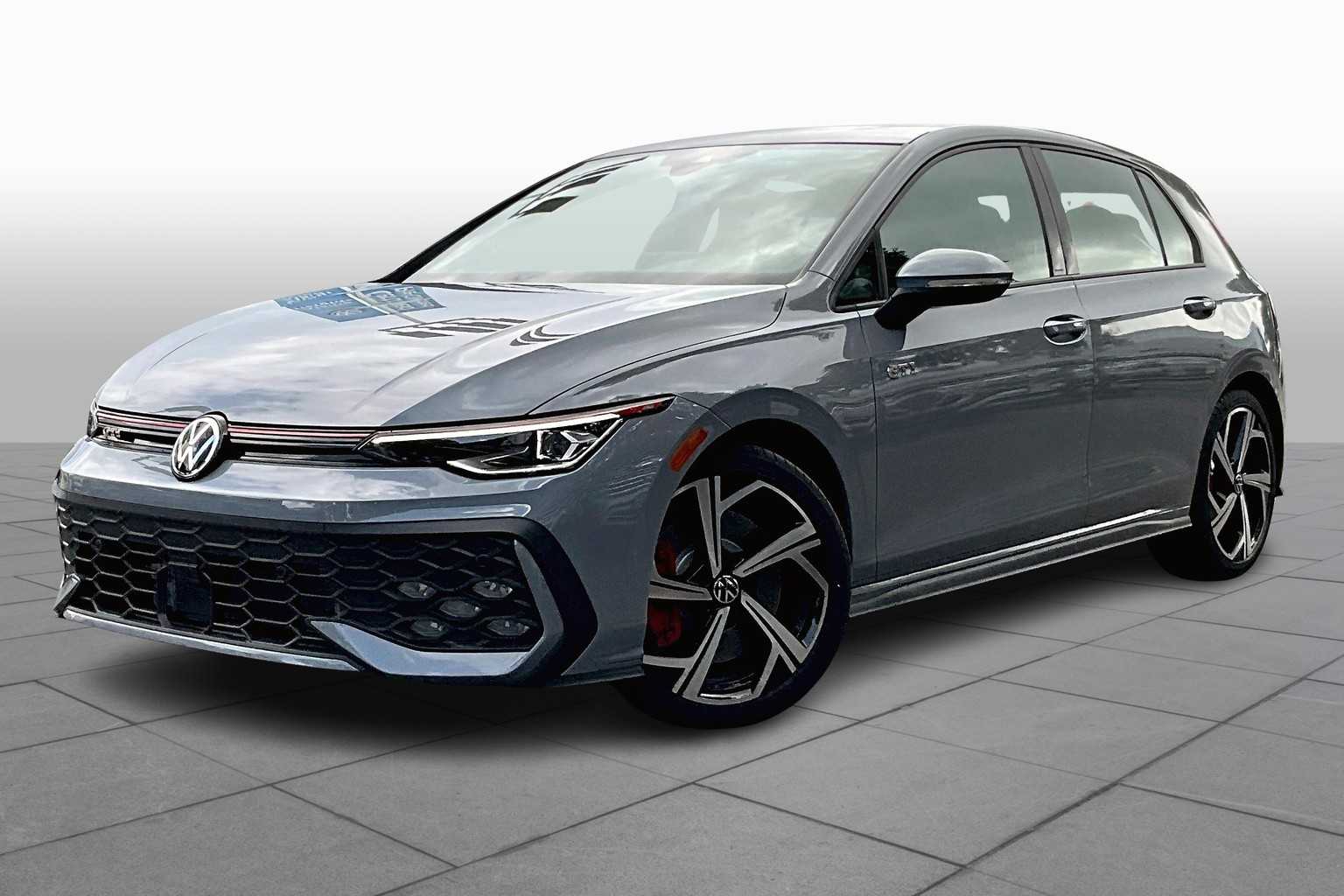 2025 Volkswagen Golf GTI SE's photo