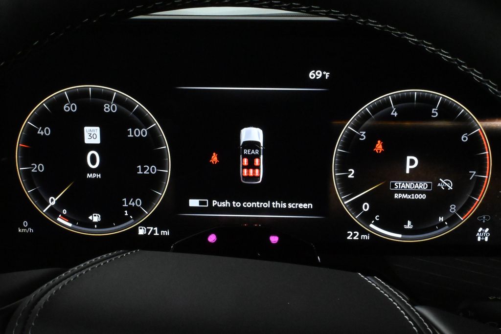 2025 Infiniti QX80 photo 19