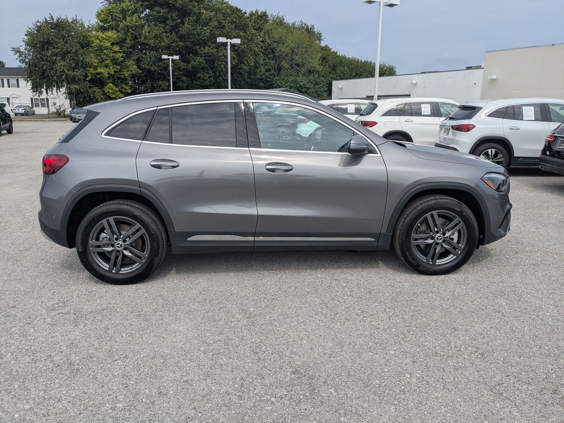 2026 Mercedes Benz GLA 250 4MATIC photo 4