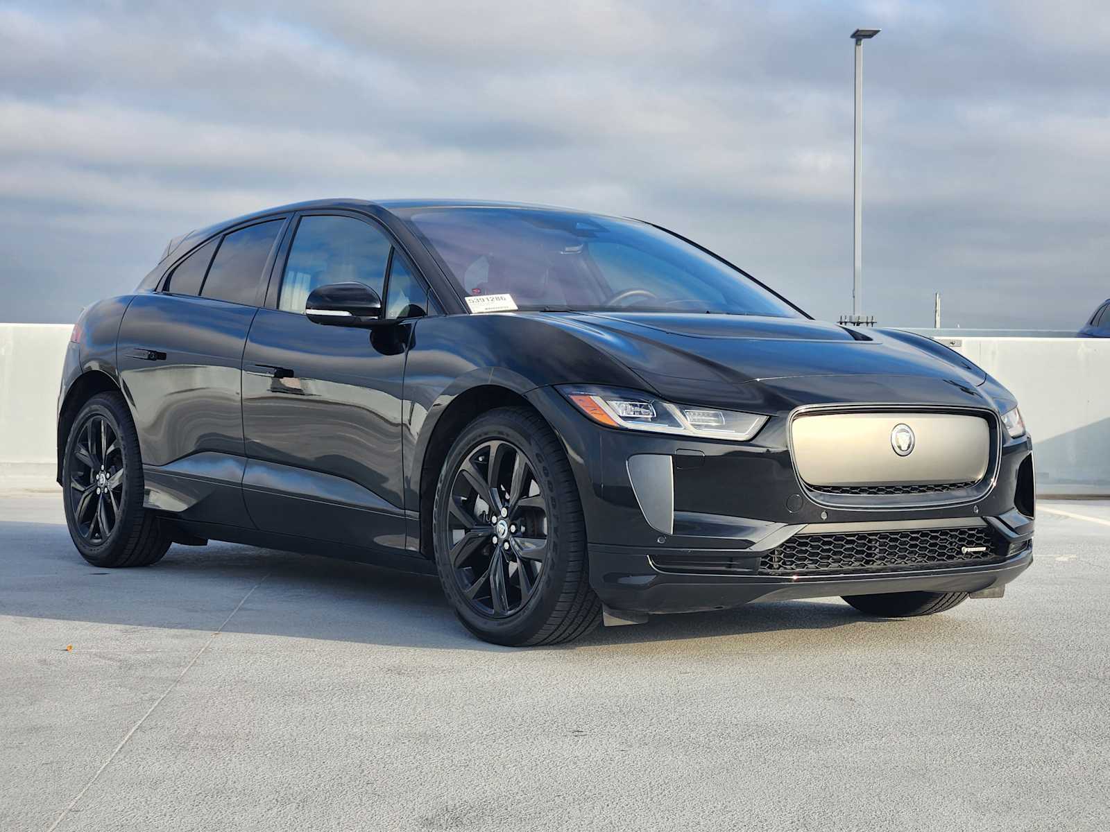 2024 Jaguar I-PACE HSE photo 3