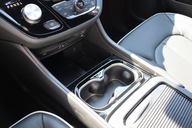 2026 Chrysler Pacifica Limited S Appearance photo 23