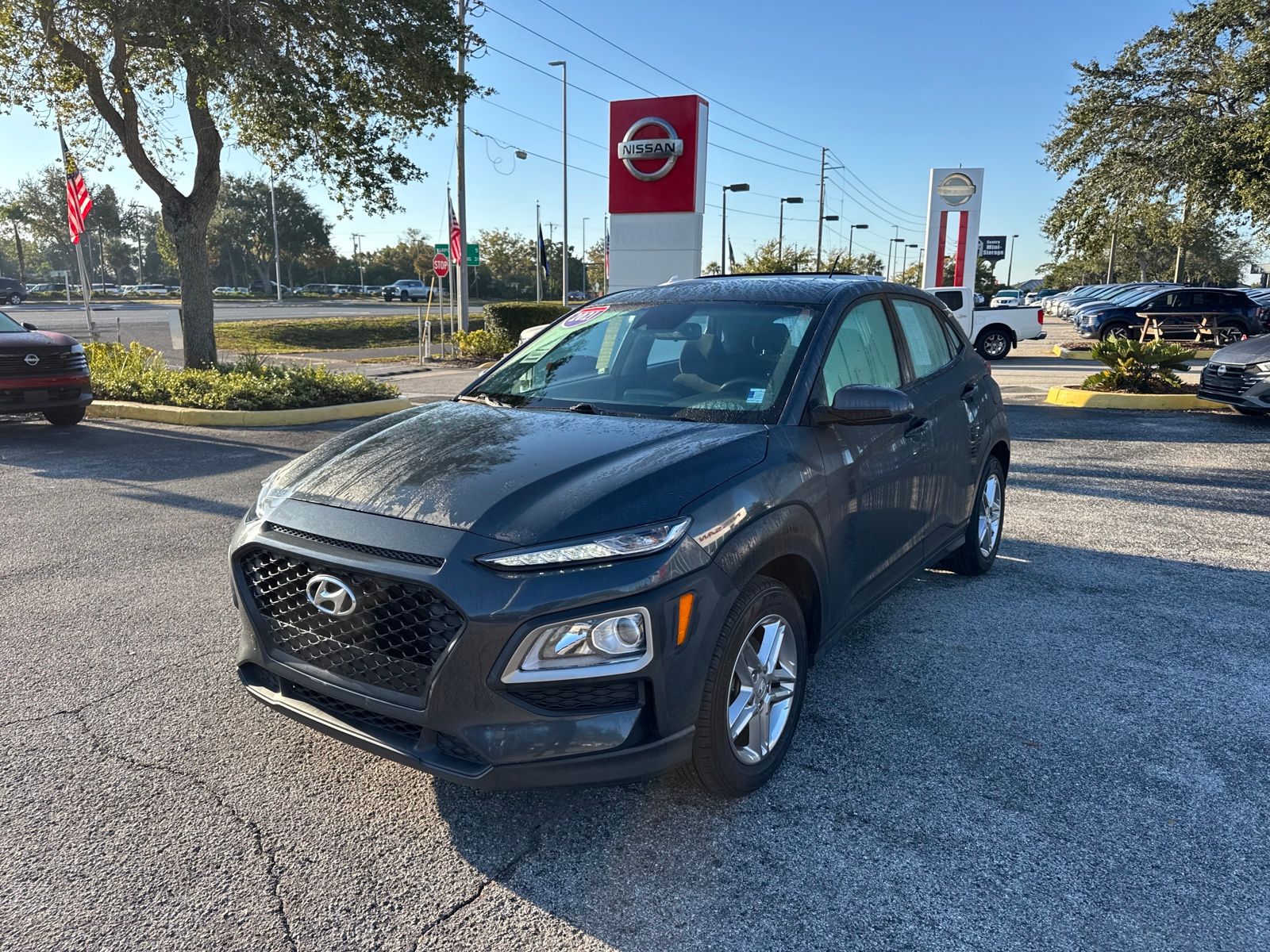 2021 Hyundai Kona SE photo 2