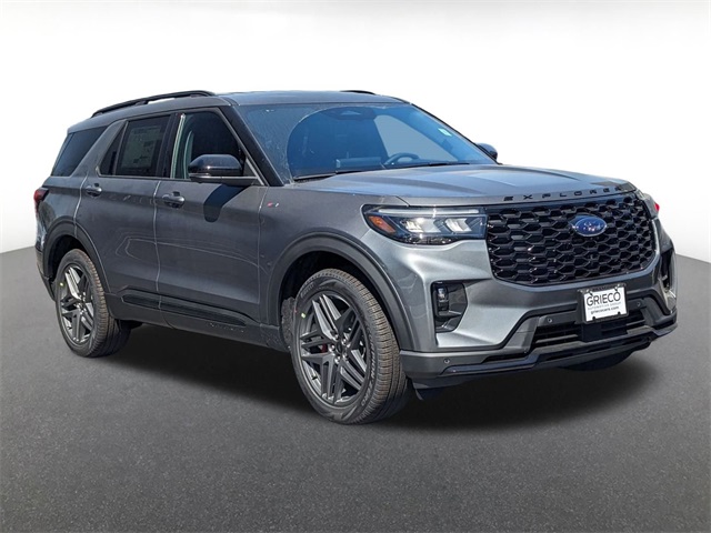 2025 Ford Explorer ST-LINE's photo