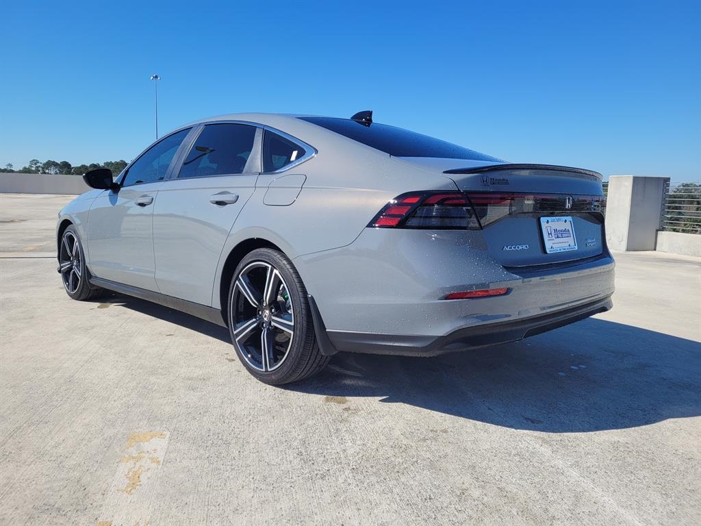 2025 Honda Accord Hybrid Sport photo 5
