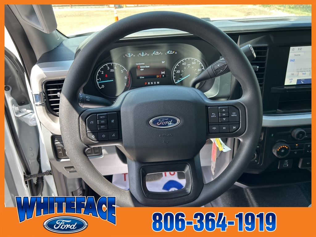 2025 Ford F-350 XLT photo 14