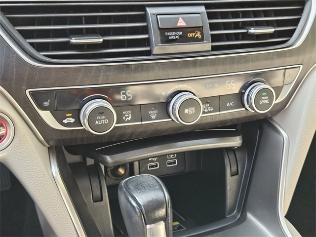 2021 Honda Accord EX-L photo 22