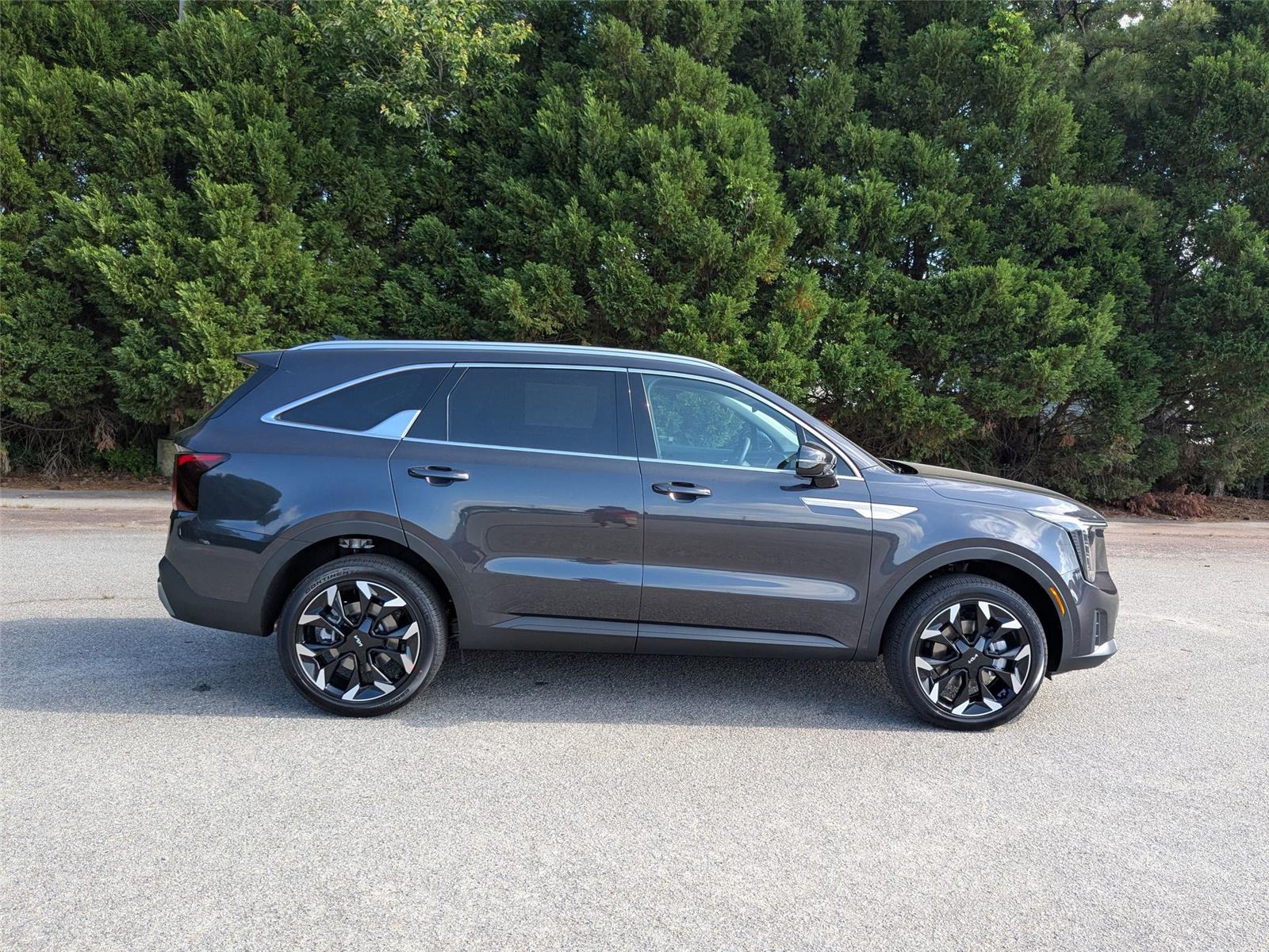 2025 Kia Sorento EX photo 6