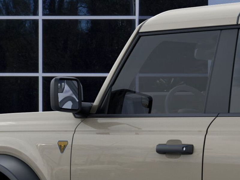2025 Ford Bronco Badlands photo 21