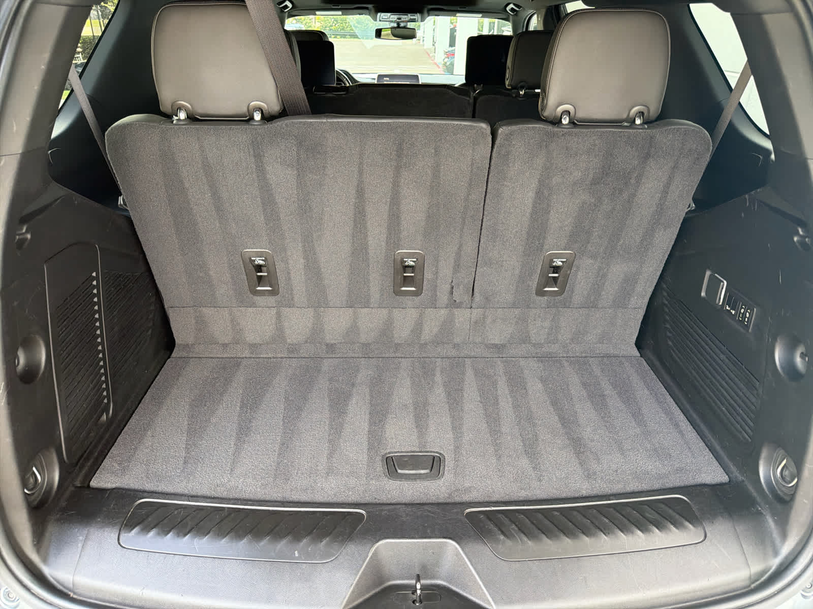 2021 Gmc Yukon SLT photo 23