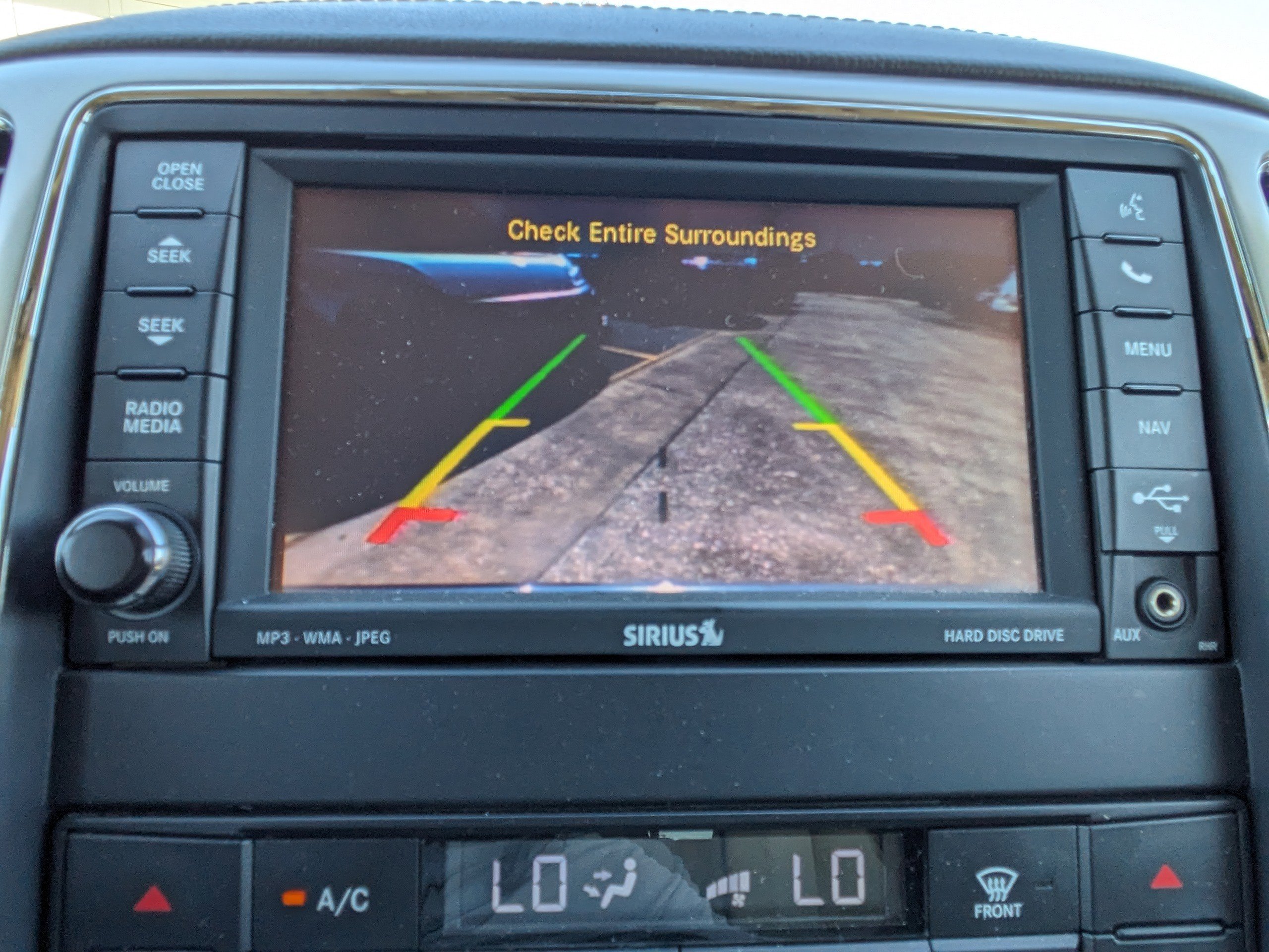 2013 Jeep Grand Cherokee Overland photo 24