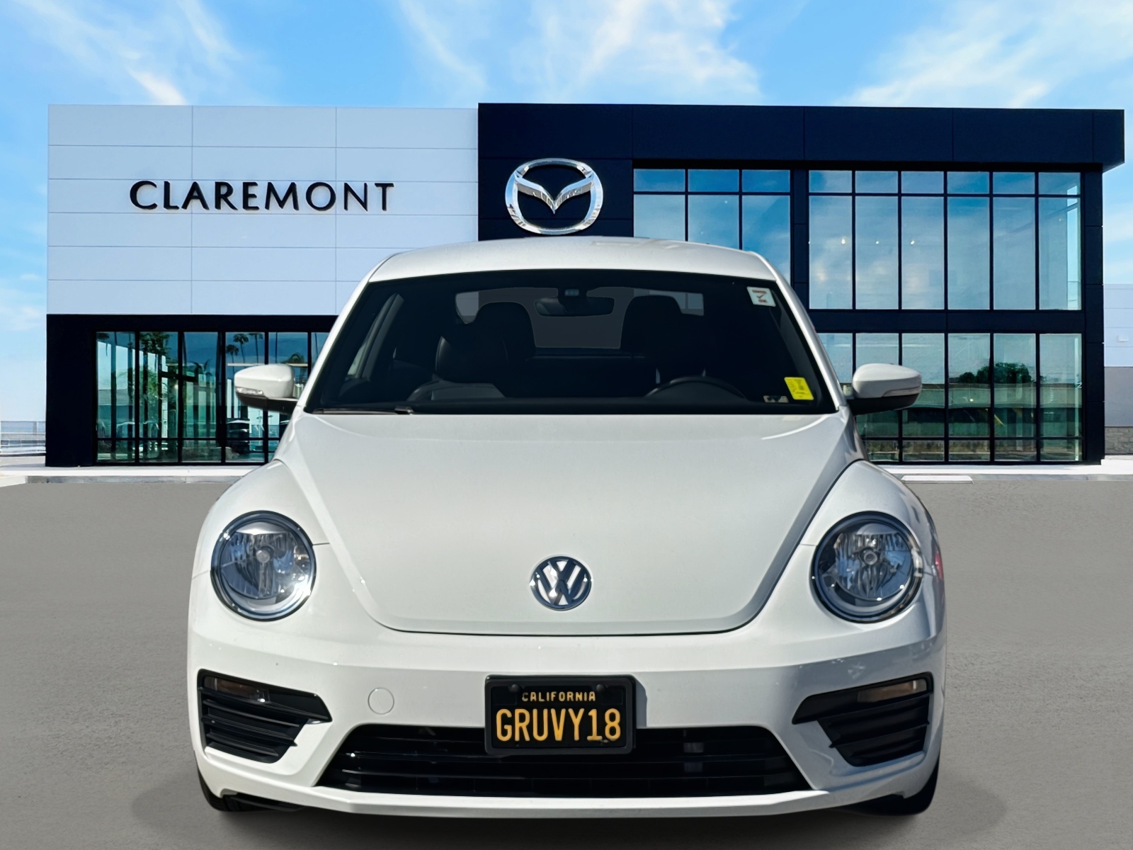 Used 2018 Volkswagen Beetle S with VIN 3VWFD7AT9JM707982 for sale in Claremont, CA