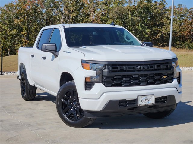 2026 Chevrolet Silverado 1500 Custom's photo