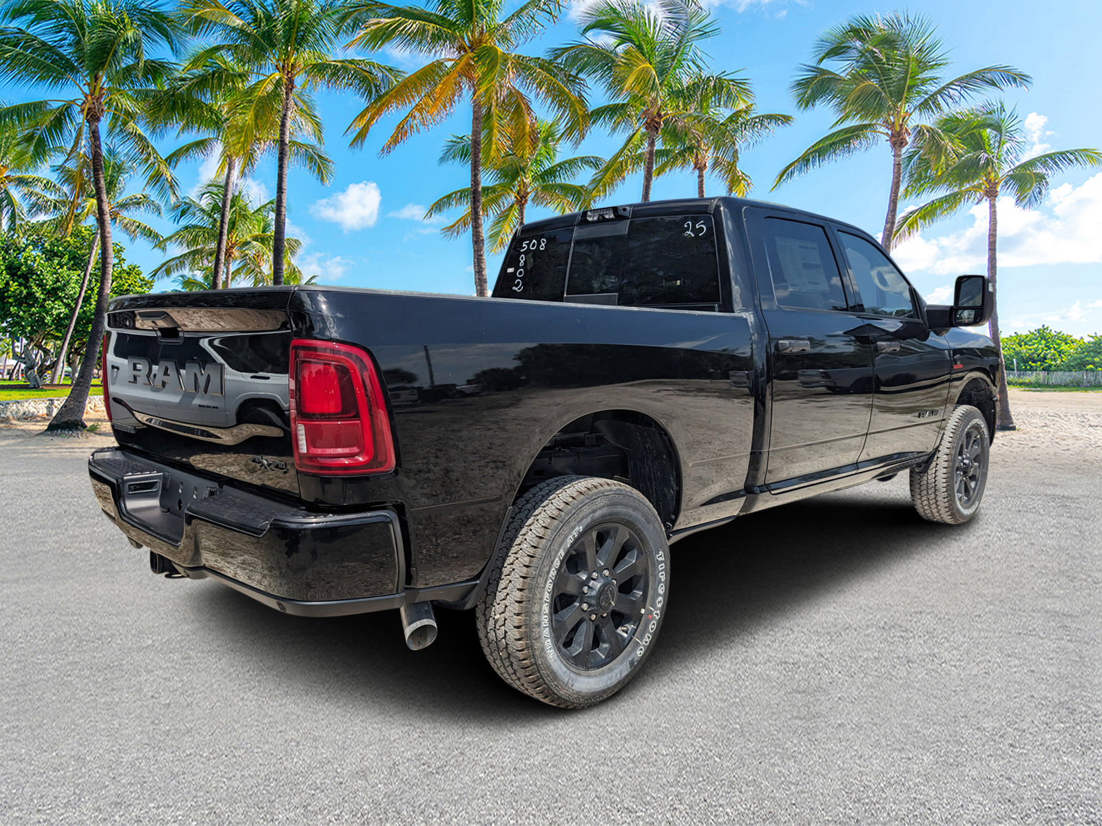 2025 Ram 2500 Big Horn photo 3