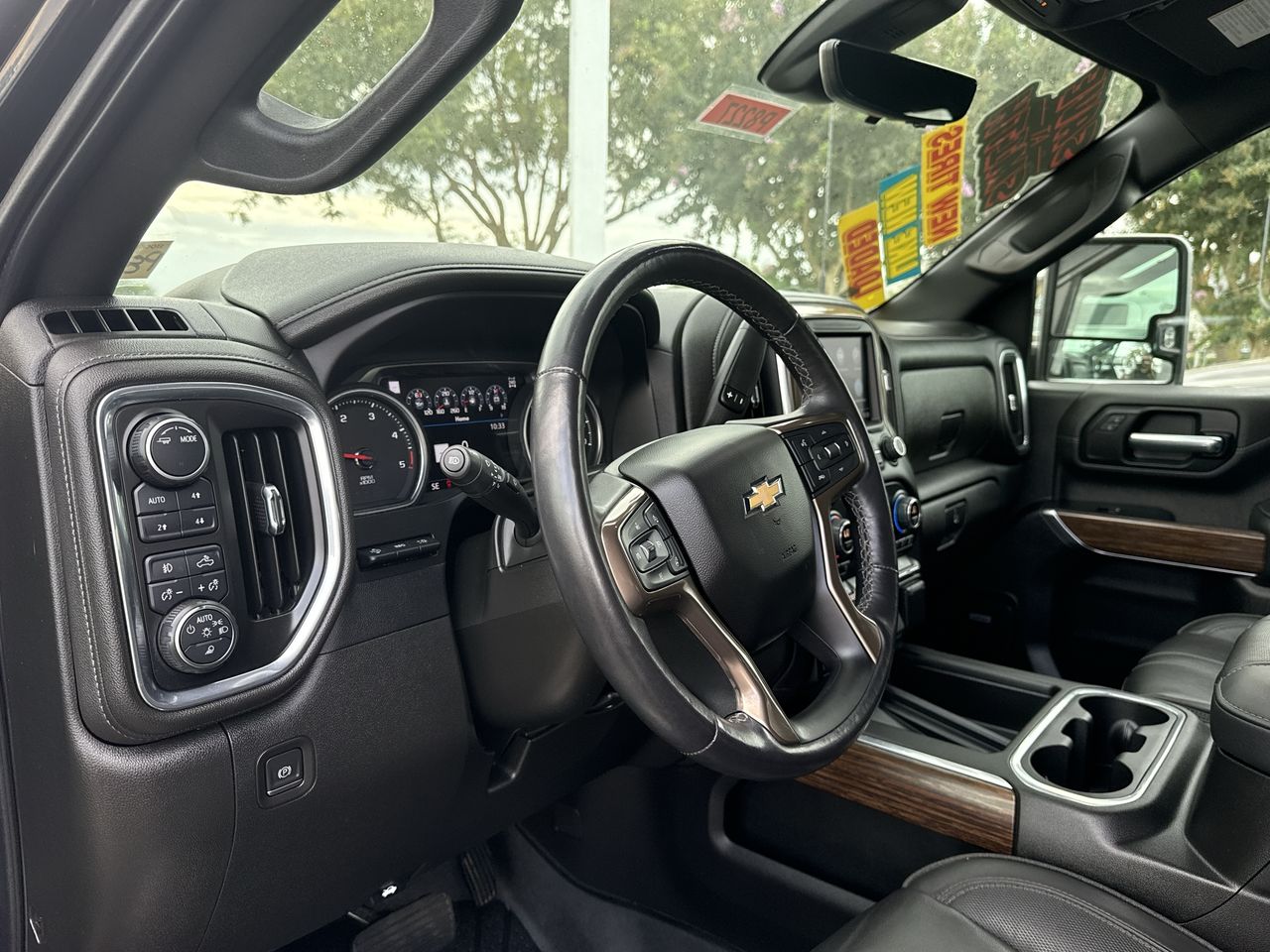 2022 Chevrolet Silverado 3500HD High Country photo 2