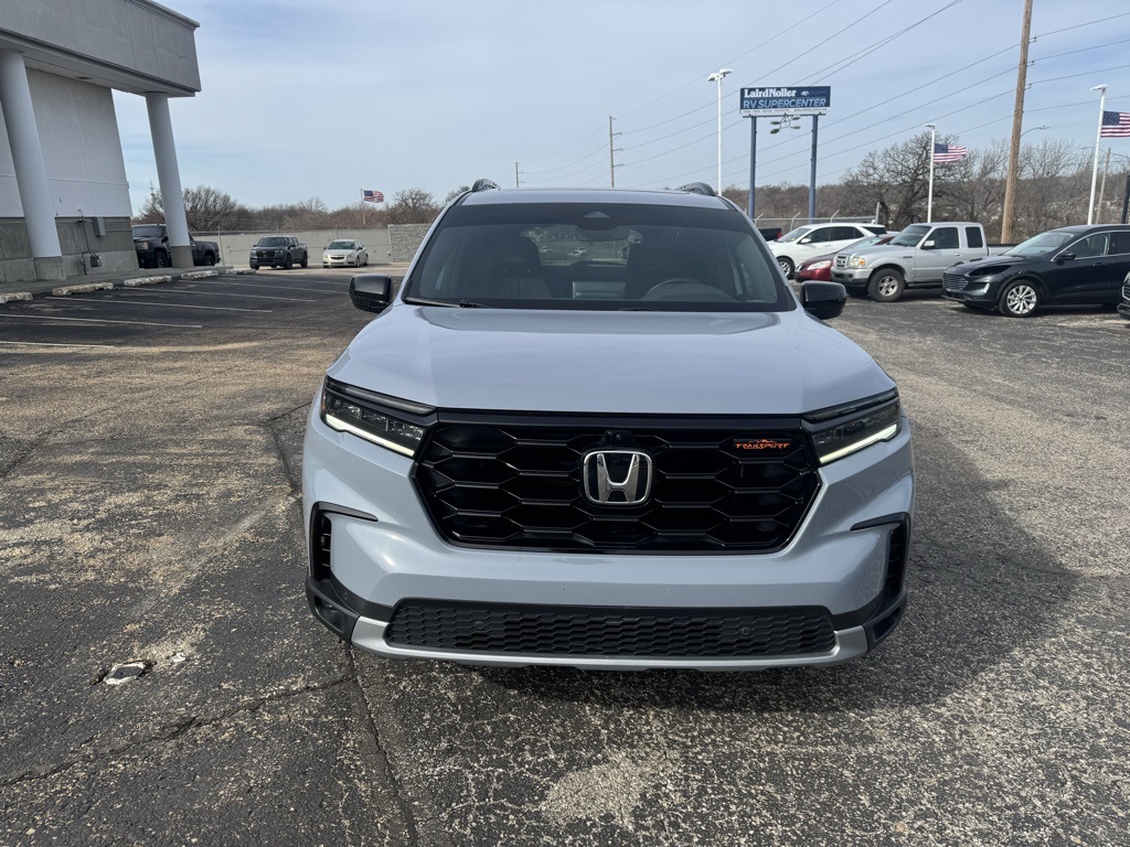 Used 2023 Honda Pilot TrailSport with VIN 5FNYG1H62PB045188 for sale in Kansas City